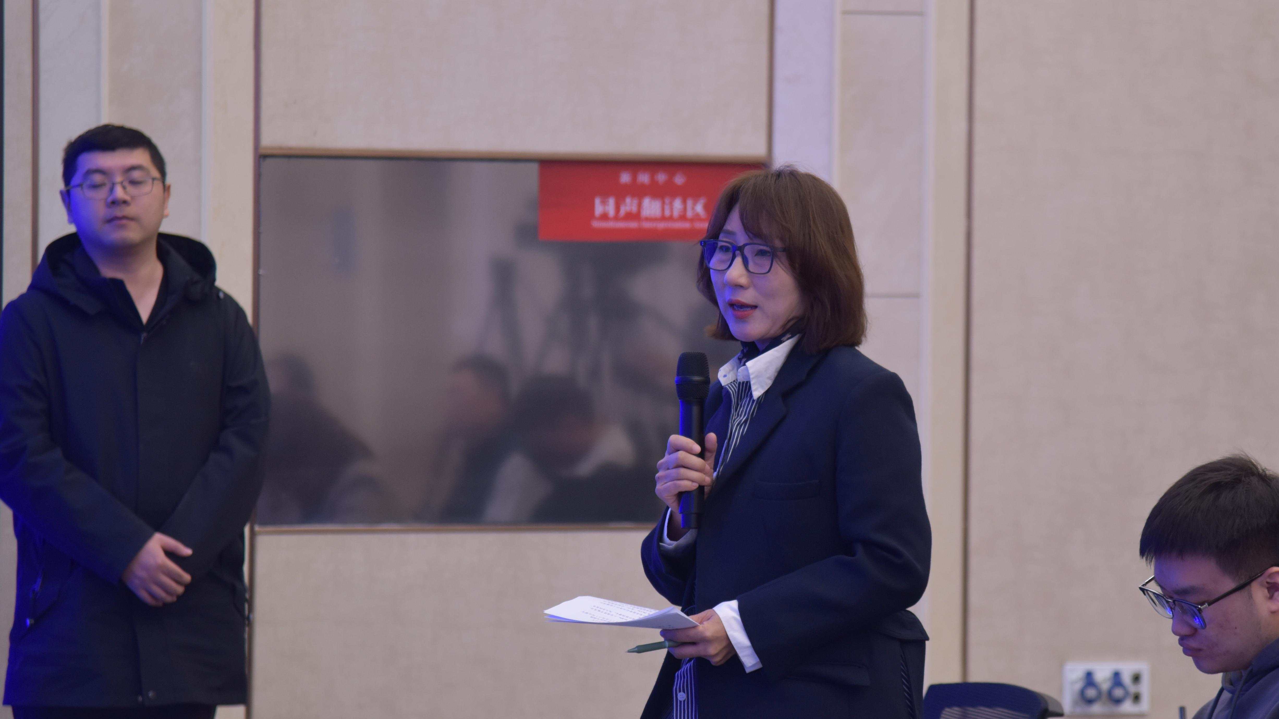 新疆举行2025年一季度自治区国民经济运行情况新闻发布会