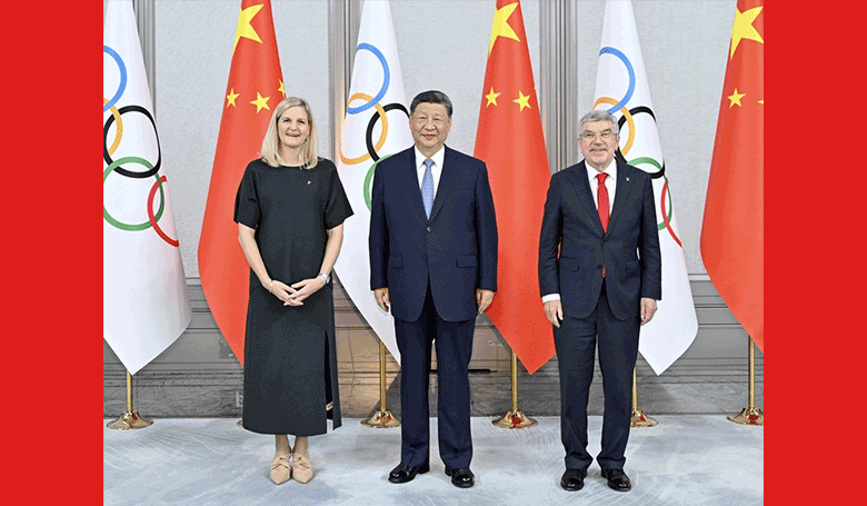 习近平会见国际奥委会主席考文垂和终身名誉主席巴赫